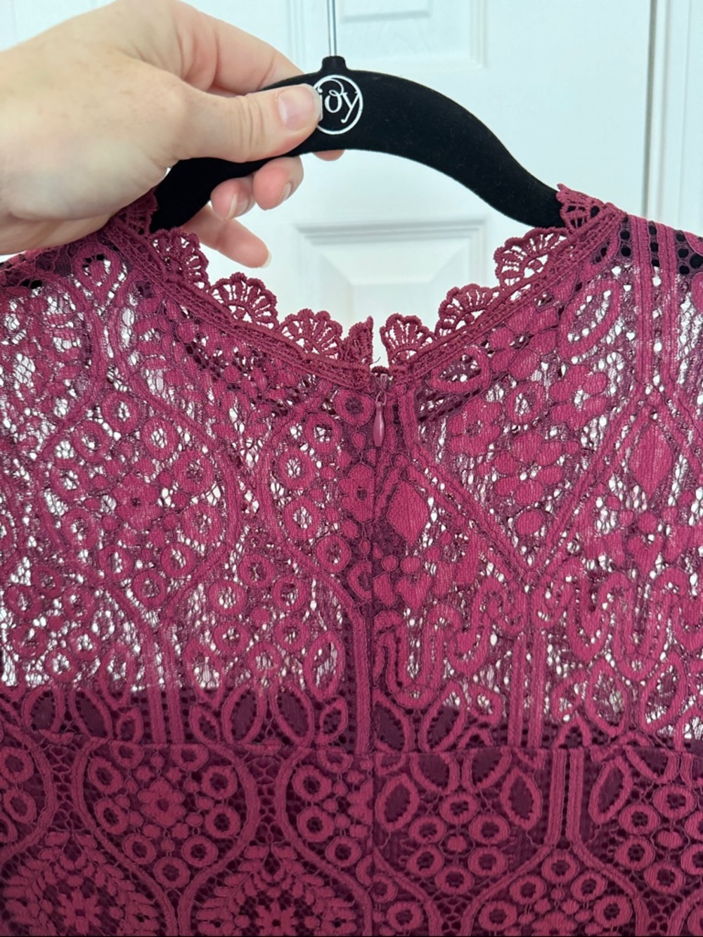 Lulu’s Burgundy Lace Dress - Picture 3 of 3
